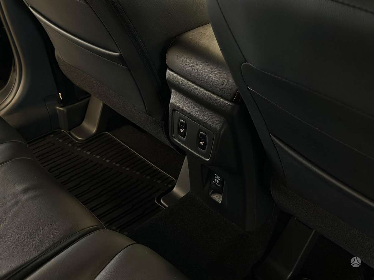 Mitsubishi Eclipse Cross, 2.3 l., Внедорожник / Кроссовер