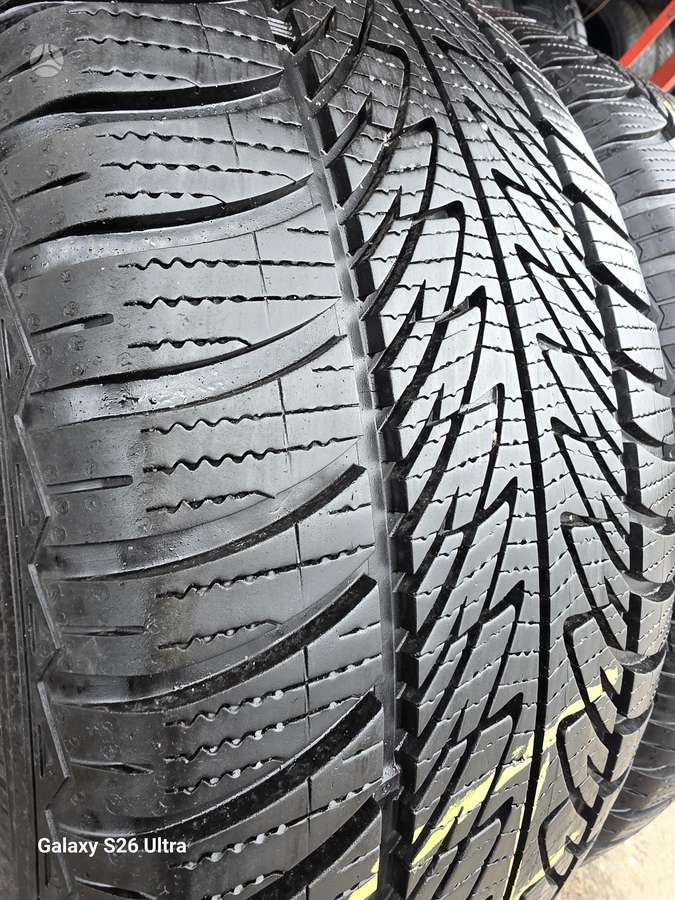 Goodyear, universalios 285/45 R20