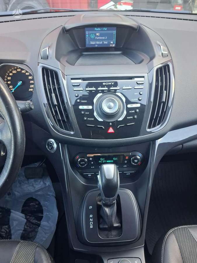 Ford Kuga, off-road / crossover