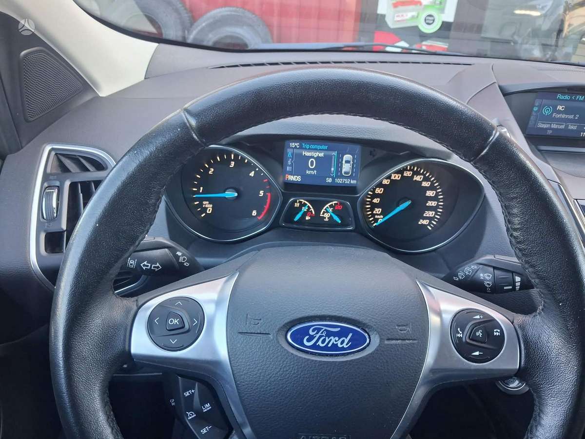 Ford Kuga, off-road / crossover