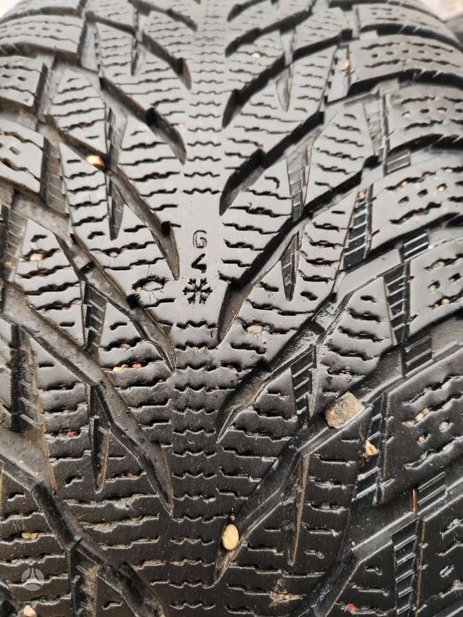 Nokian, зимние 225/50 R17