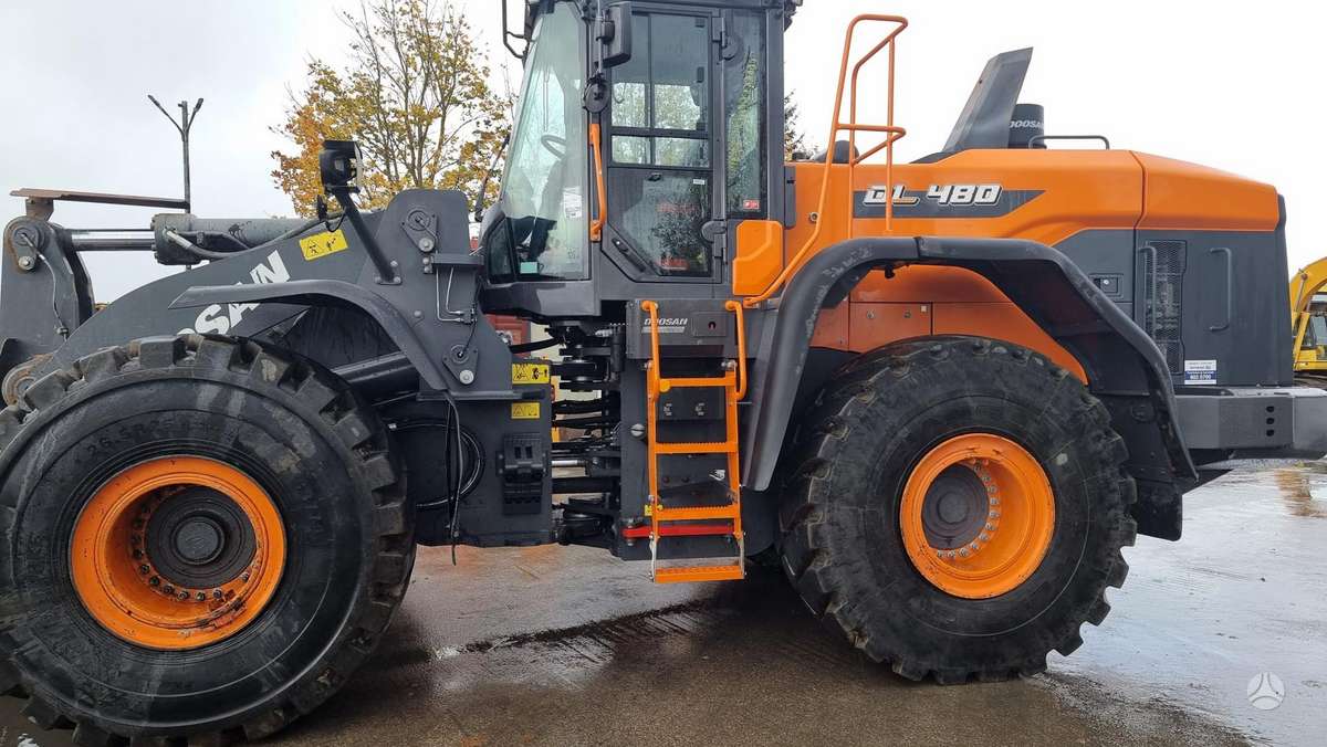 Doosan DL 480-7, frontal loader