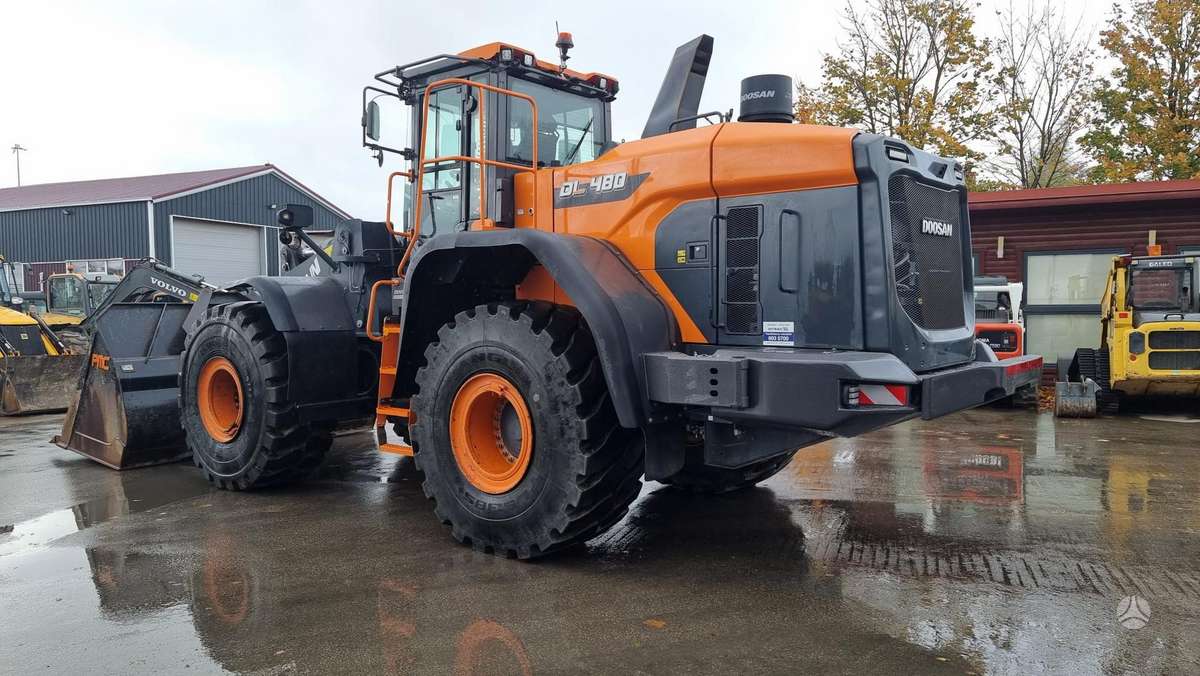 Doosan DL 480-7, frontal loader