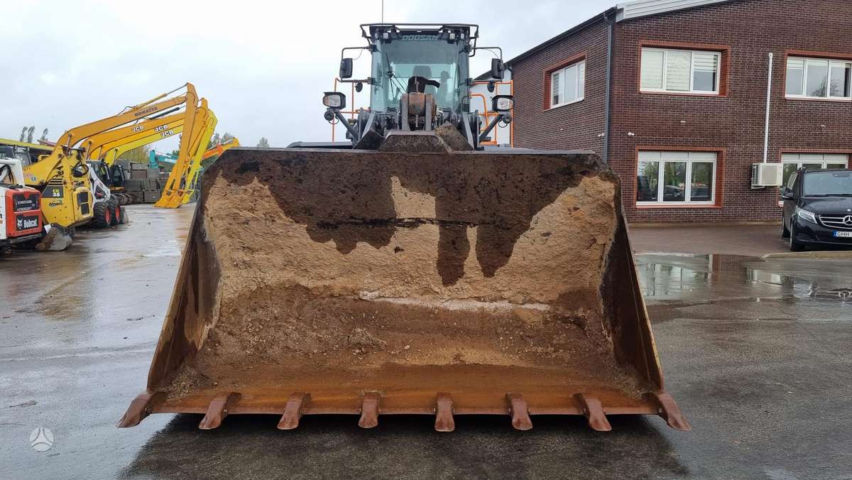 Doosan DL 480-7, frontal loader