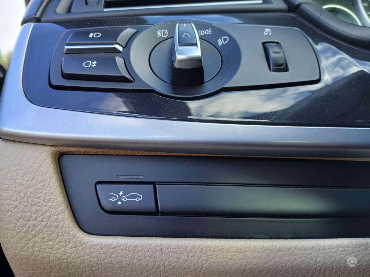 BMW 530, 3.0 l., universalas