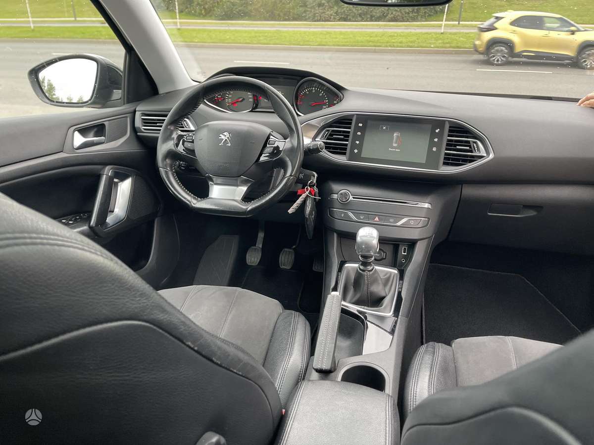 Peugeot 308, 1.6 l., Универсал