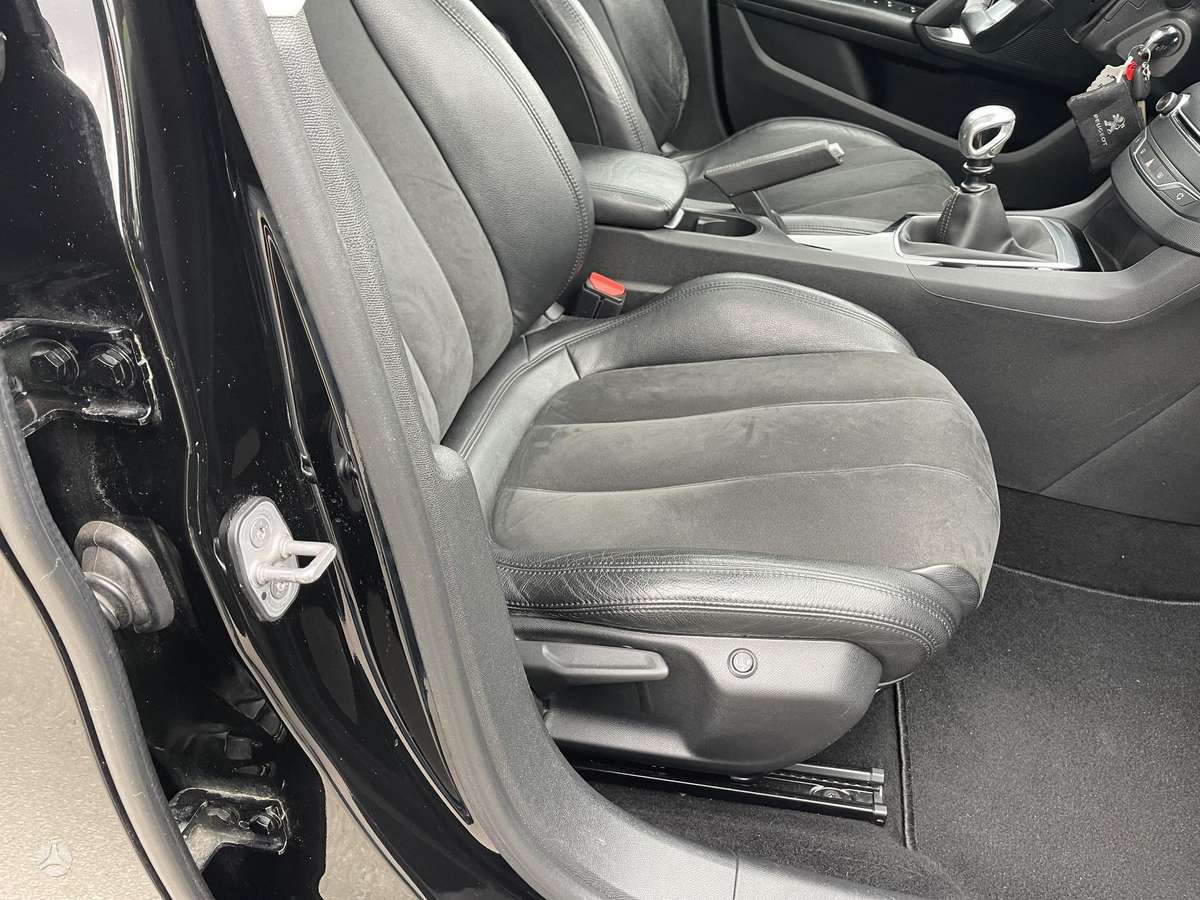 Peugeot 308, 1.6 l., Универсал