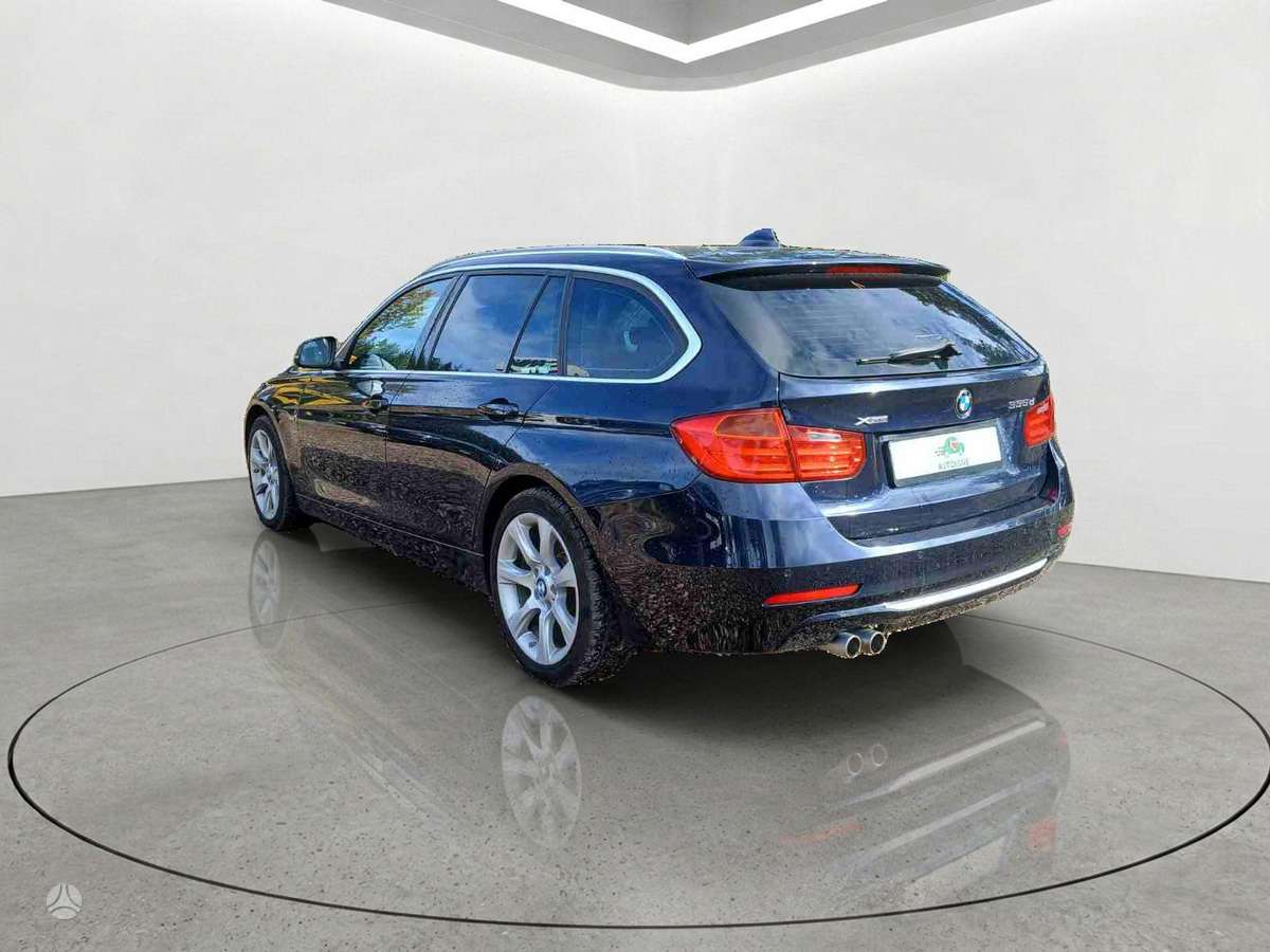 BMW 330, 3.0 l., wagon
