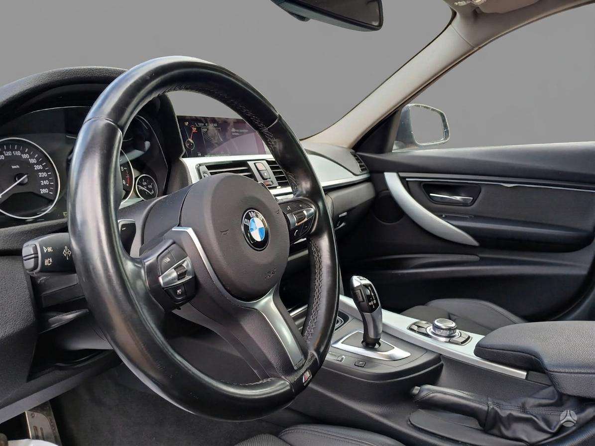 BMW 330, 3.0 l., wagon
