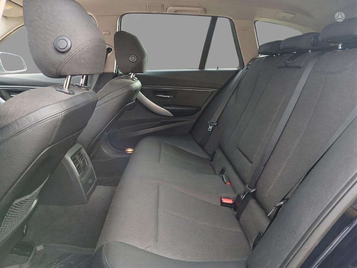 BMW 330, 3.0 l., wagon