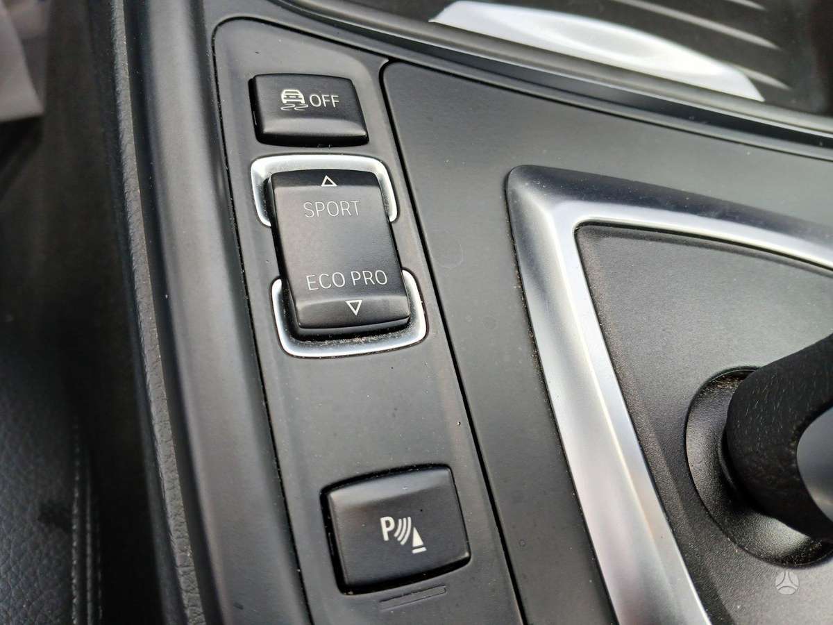BMW 330, 3.0 l., wagon