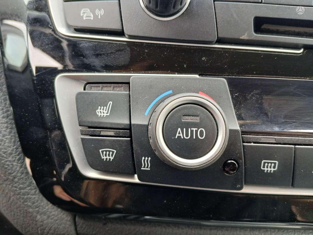 BMW 330, 3.0 l., wagon