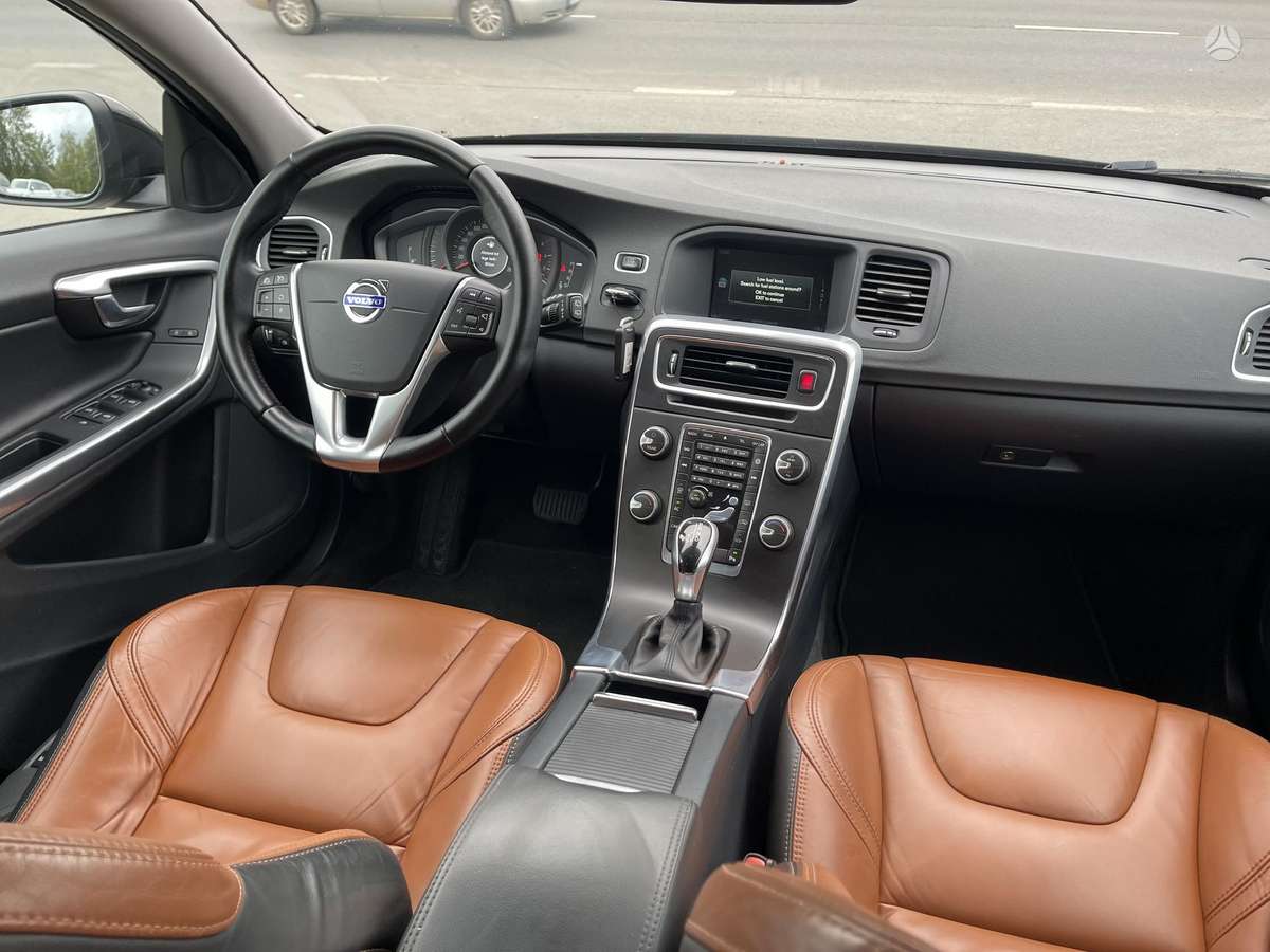 Volvo V60, 2.0 l., wagon