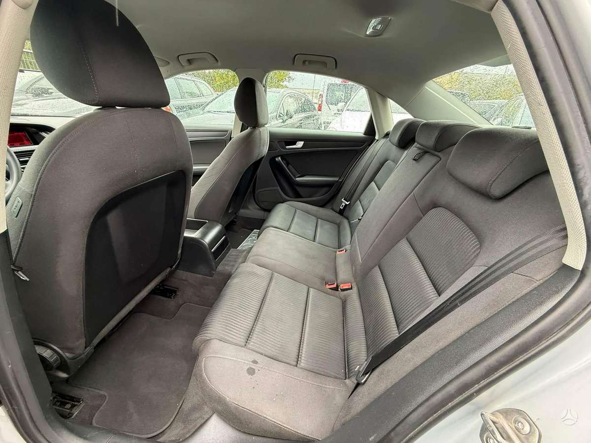 Audi A4, 1.8 l., Седан