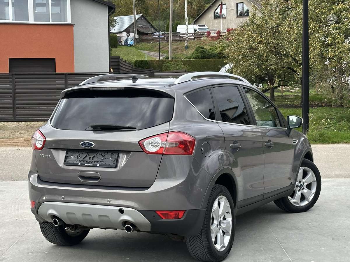 Ford Kuga, 2.0 l., Внедорожник / Кроссовер