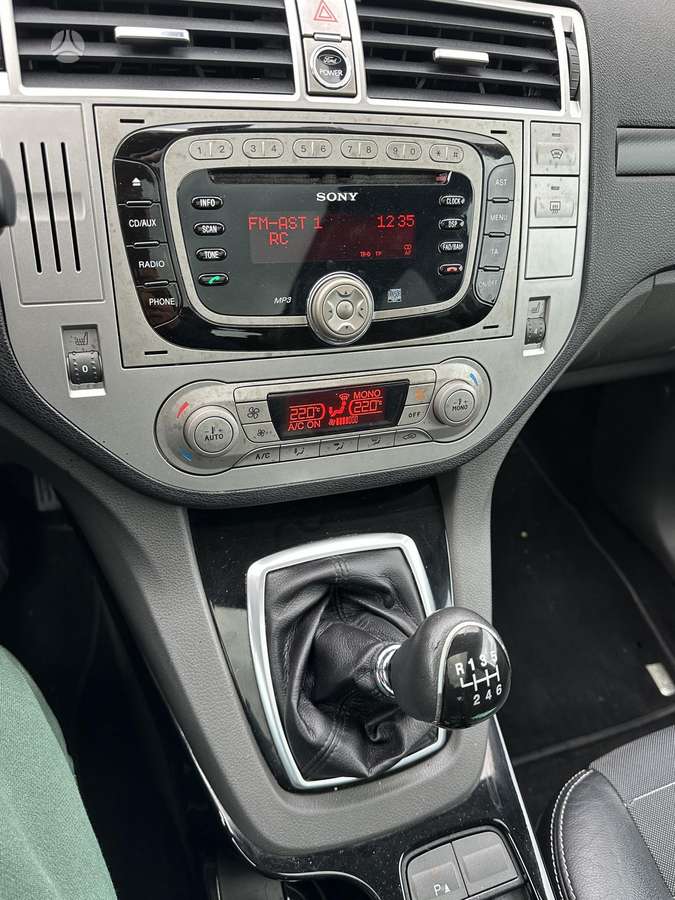 Ford Kuga, 2.0 l., Внедорожник / Кроссовер