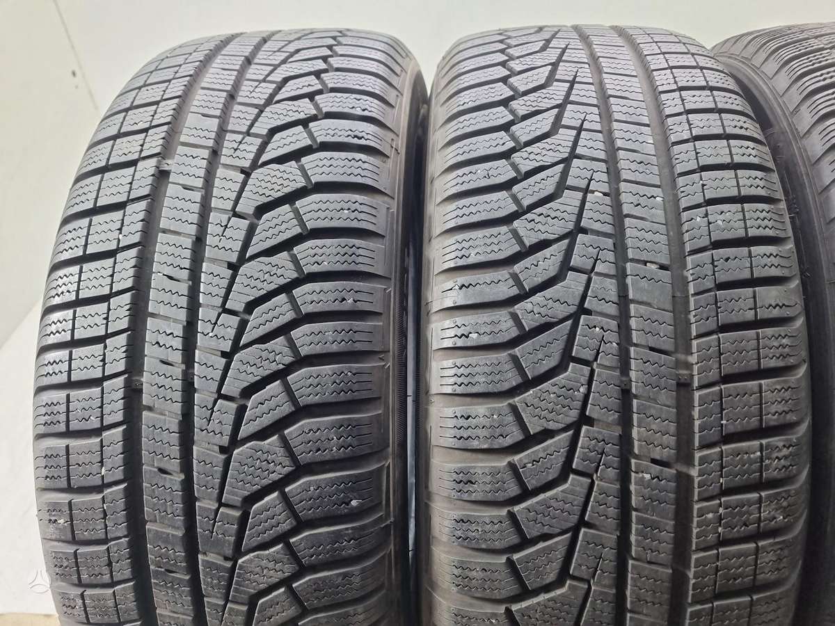 Hankook 6-7mm, universalios 215/55 R17