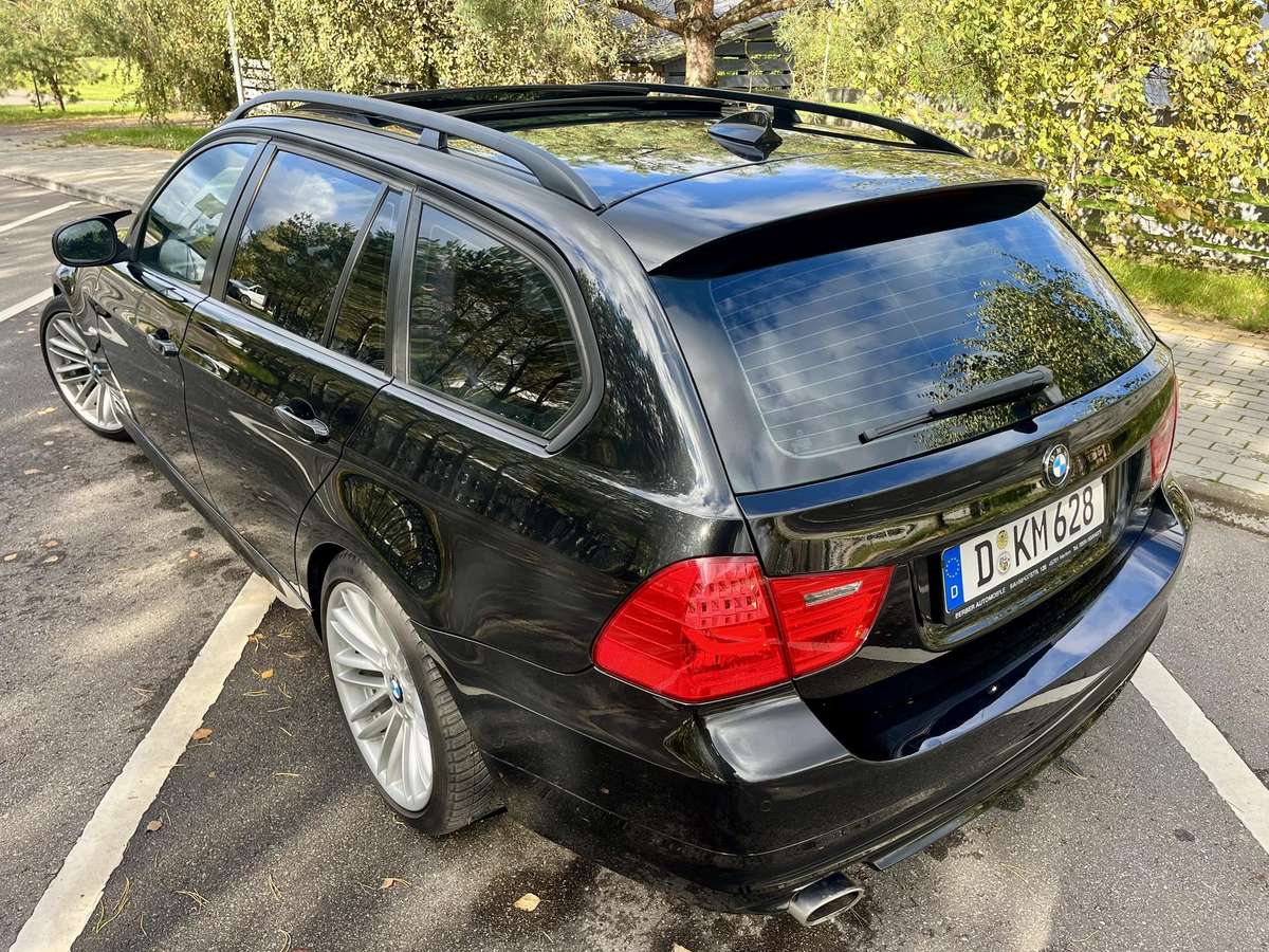 BMW 320, wagon