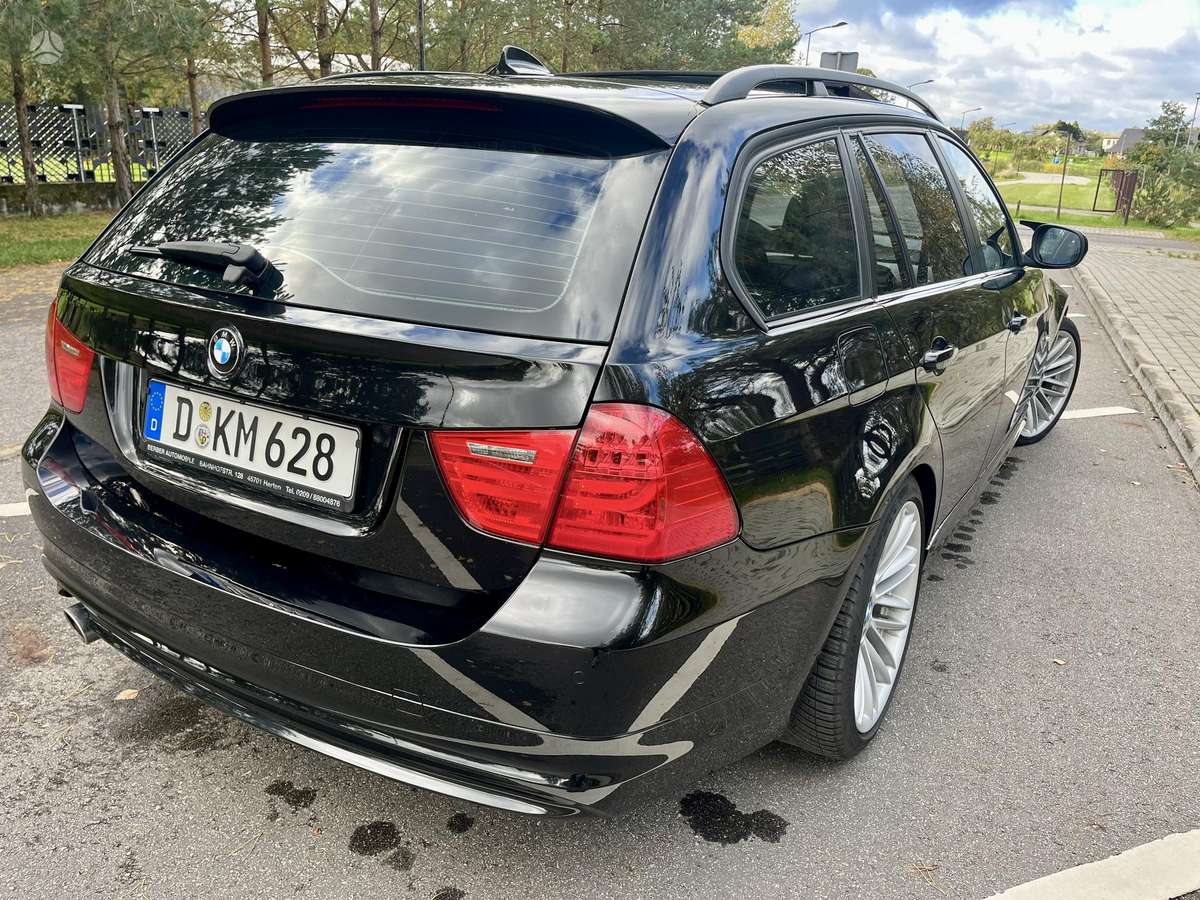 BMW 320, wagon