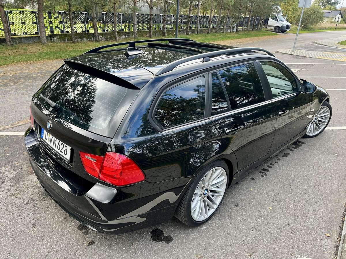 BMW 320, wagon