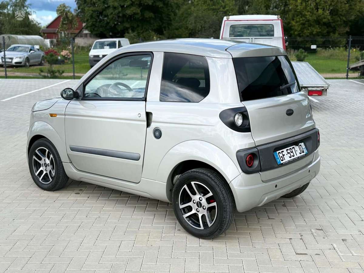 Microcar Mgo, 0.5 l., hatchback