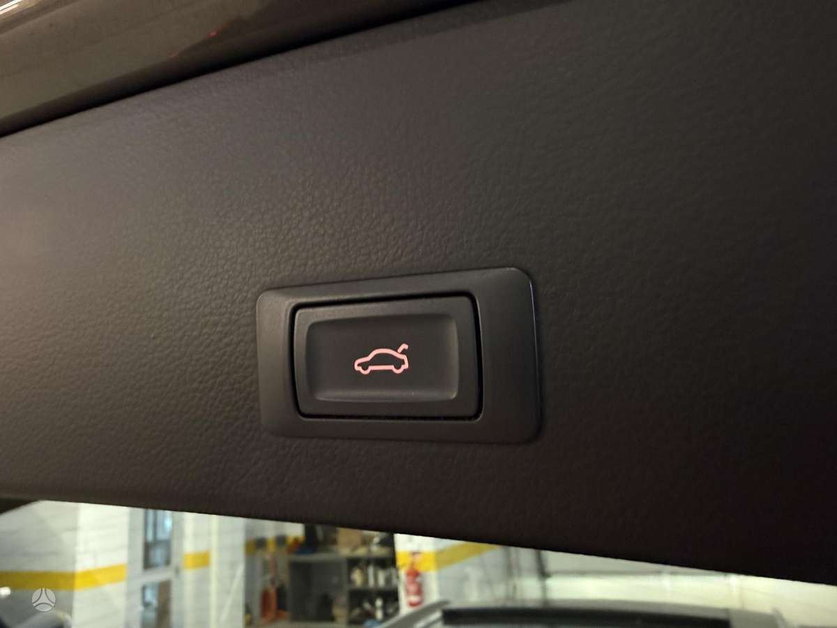 Audi A6, 3.0 l., universalas