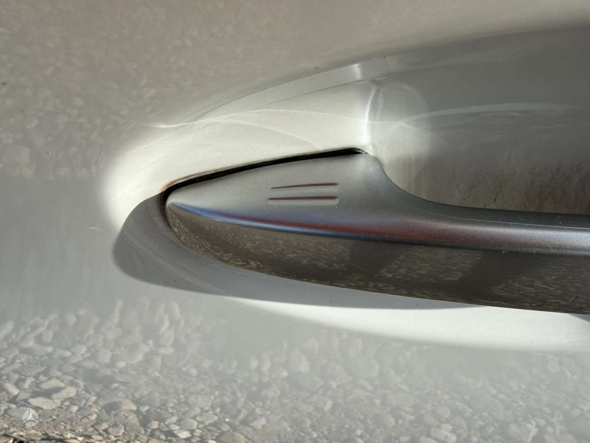 Toyota Prius, 1.8 l., hatchback