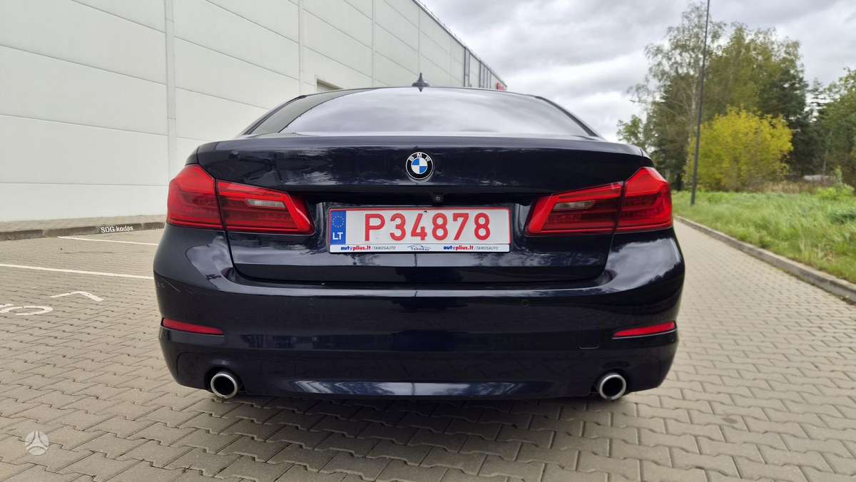 BMW 520, 2.0 l., Седан