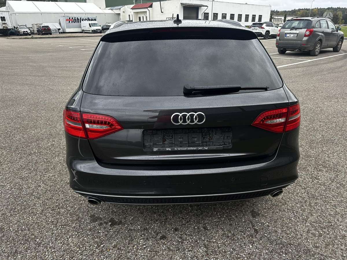 Audi A4, 3.0 l., universalas