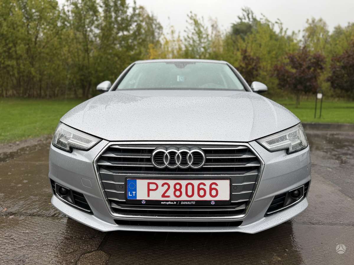 Audi A4, 2.0 l., Седан