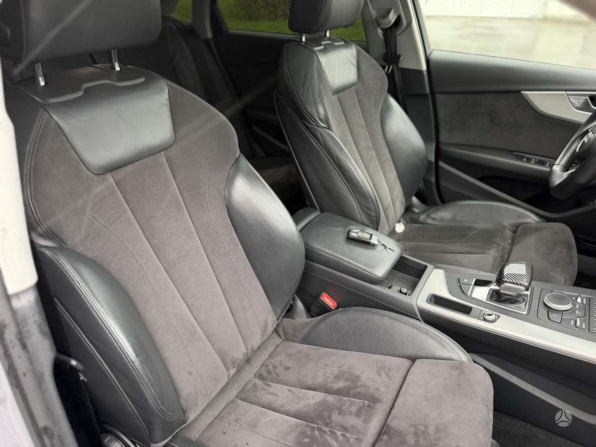 Audi A4, 2.0 l., Седан