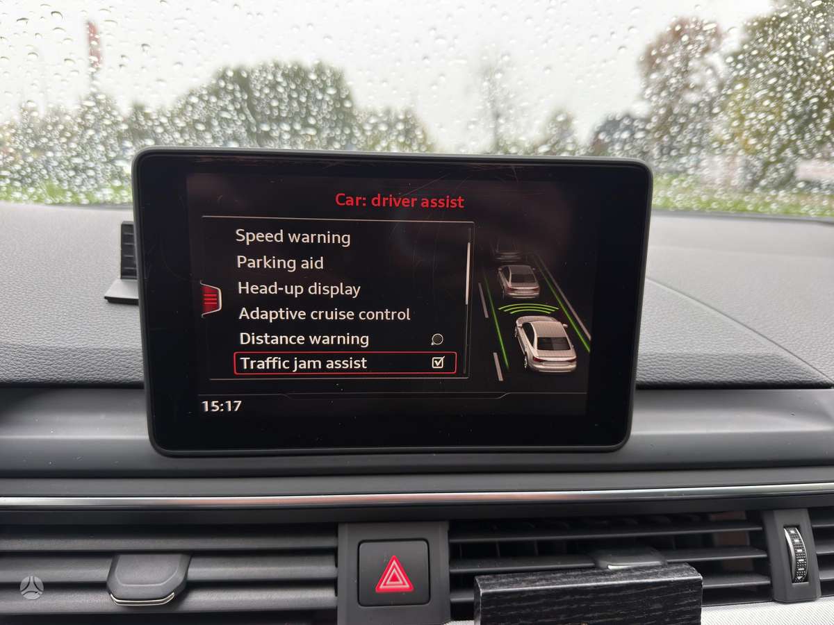 Audi A4, 2.0 l., saloon / sedan