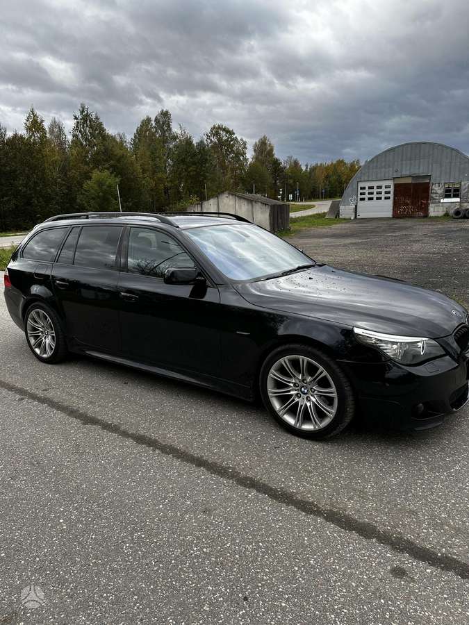 BMW 530, 3.0 l., wagon