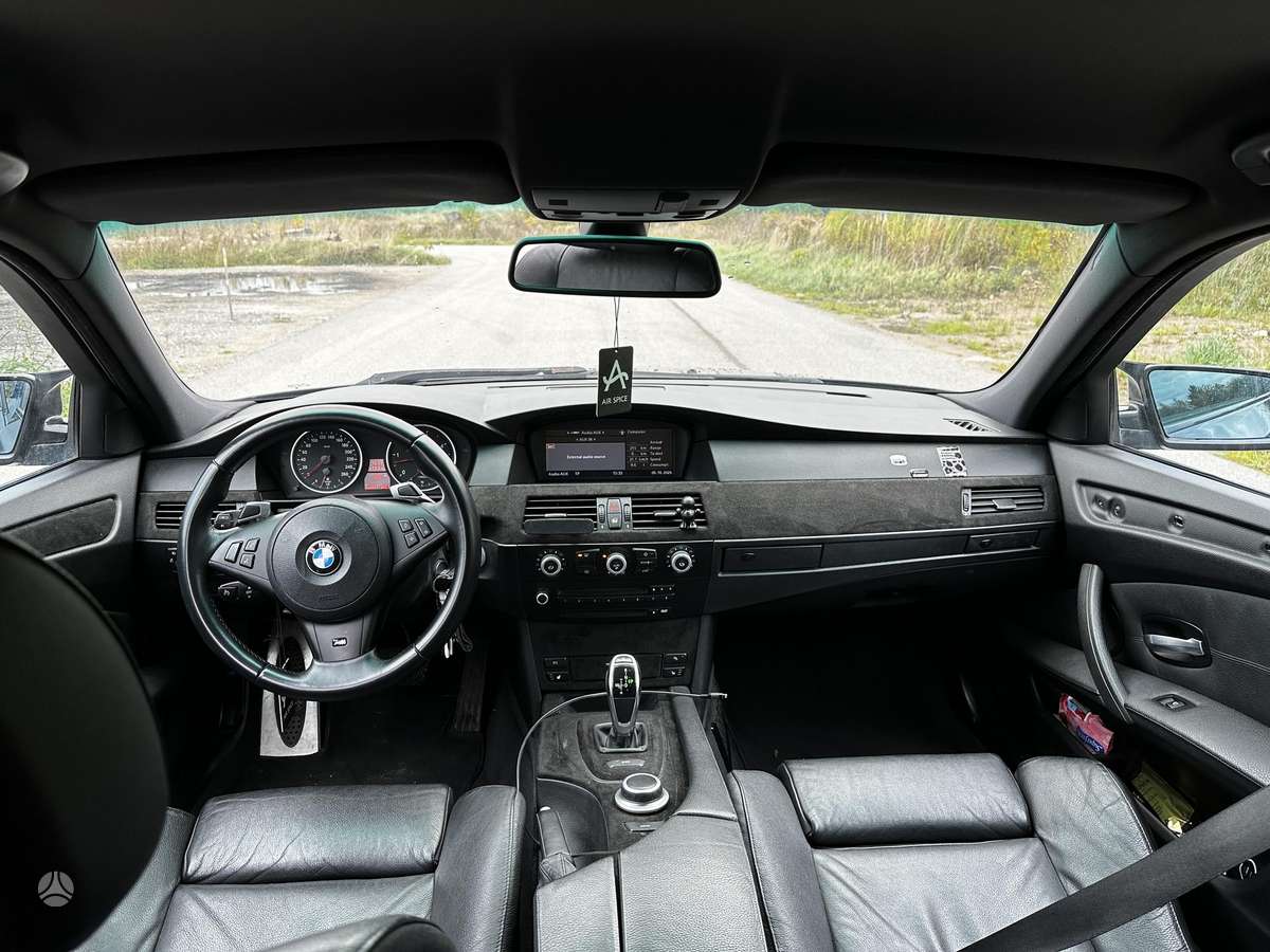 BMW 530, 3.0 l., wagon