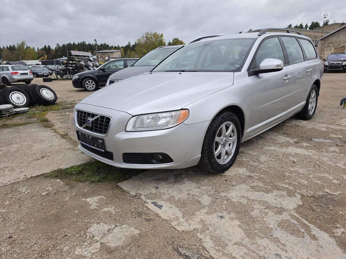 Volvo V70, 2.4 l., wagon