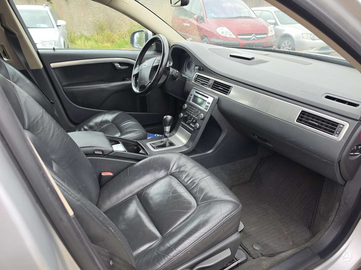 Volvo V70, 2.4 l., Универсал