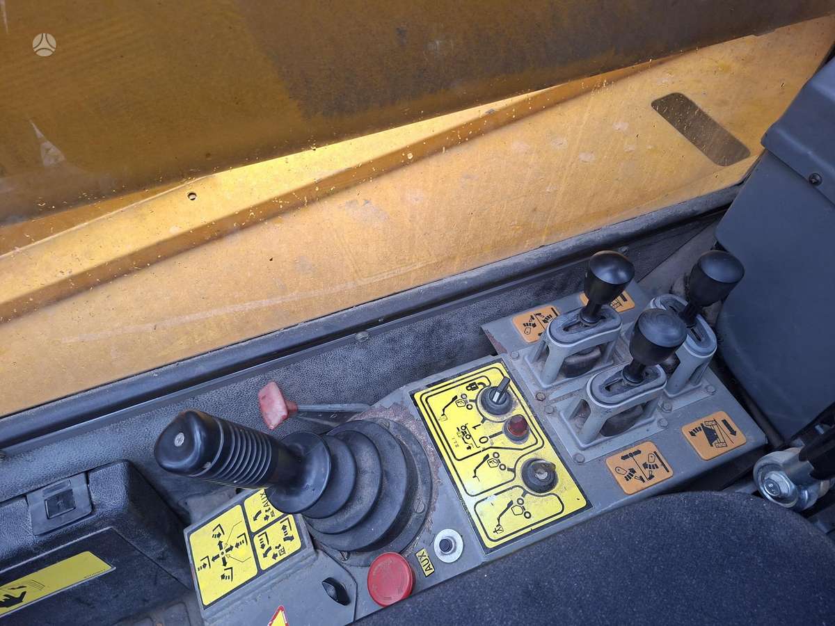 JCB 530-120, самоходные погрузчики