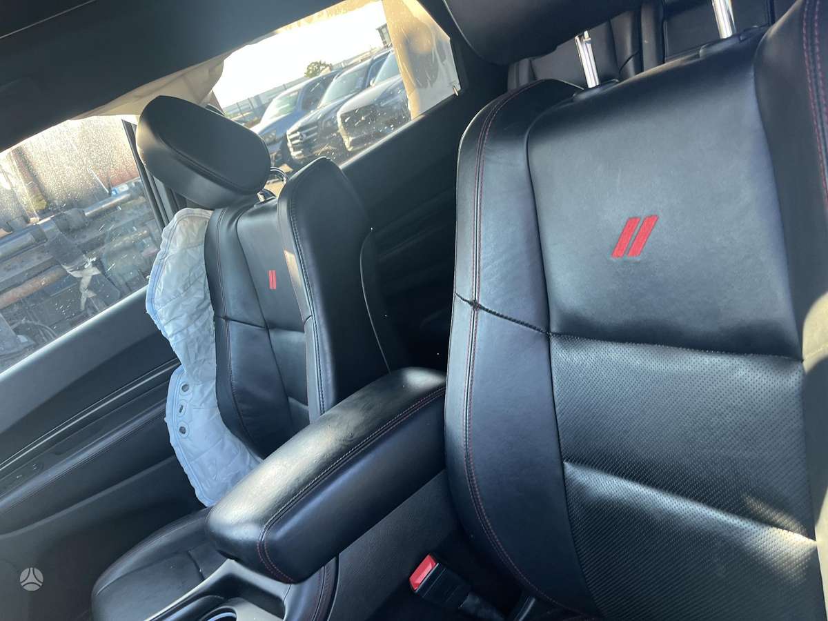 Dodge Durango, 3.6 l., off-road / crossover