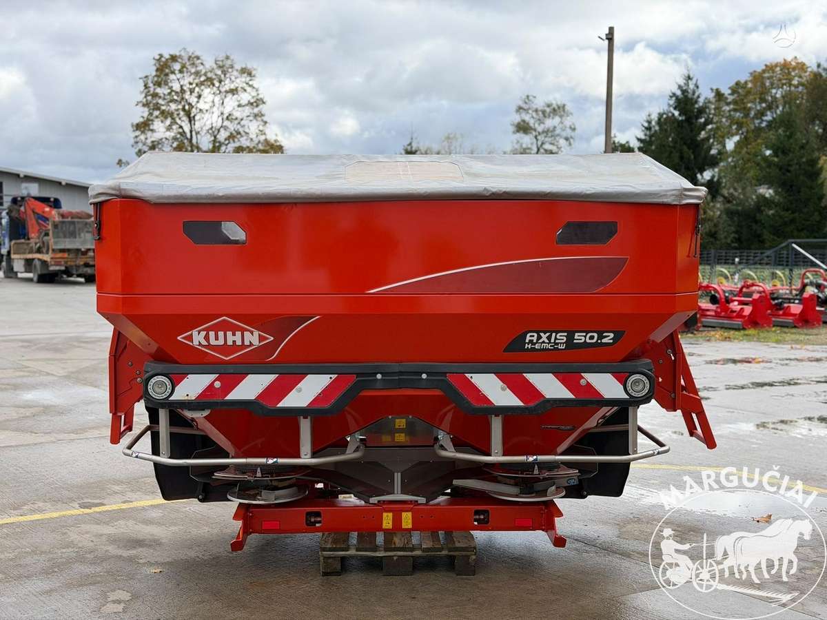 Kuhn Axis 50.2 H-EMC-W, 4200 ltr., spreaders