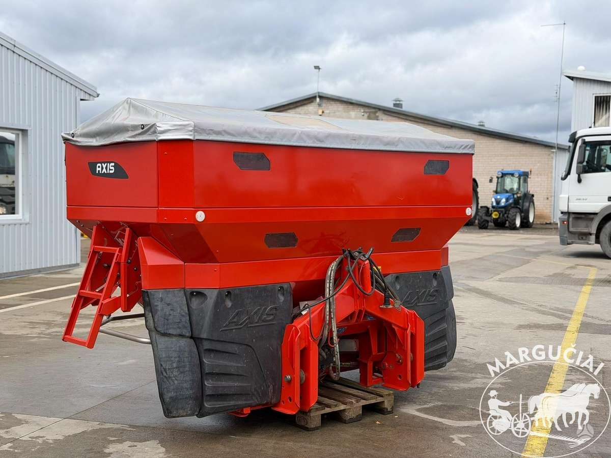 Kuhn Axis 50.2 H-EMC-W, 4200 ltr., spreaders
