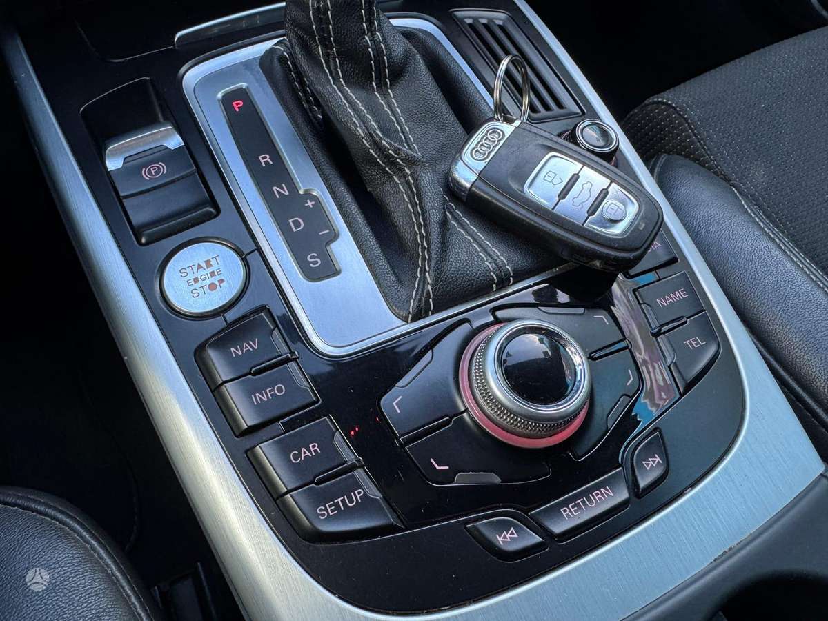 Audi A4, 3.0 l., universalas