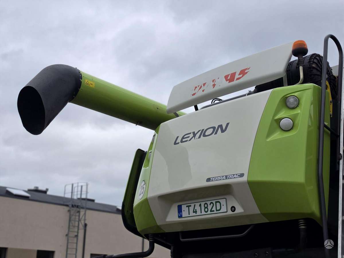 Claas Lexion 770TT, kombainai