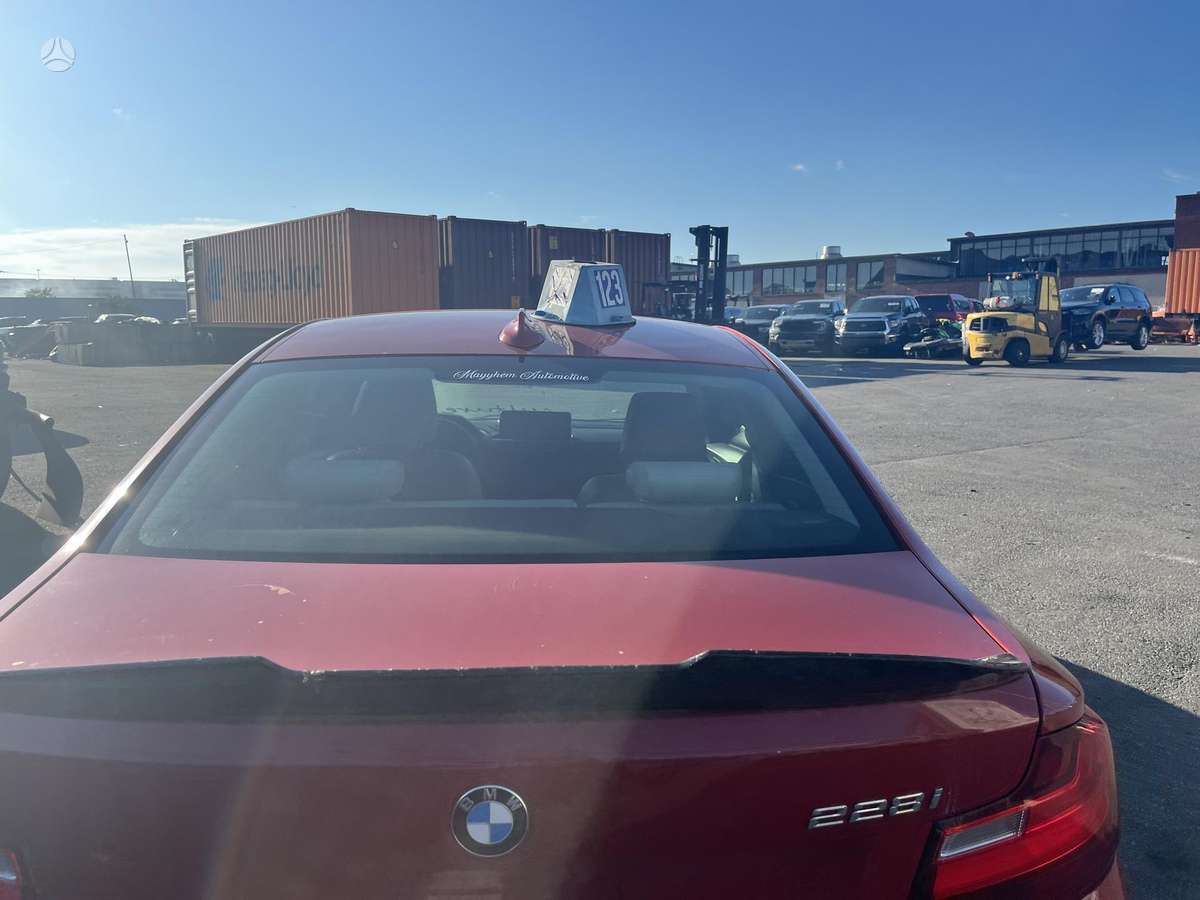 BMW 228, 2.0 l., coupe