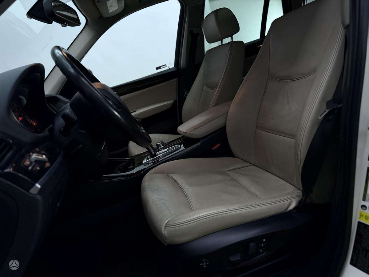 BMW X3, 2.0 l., off-road / crossover