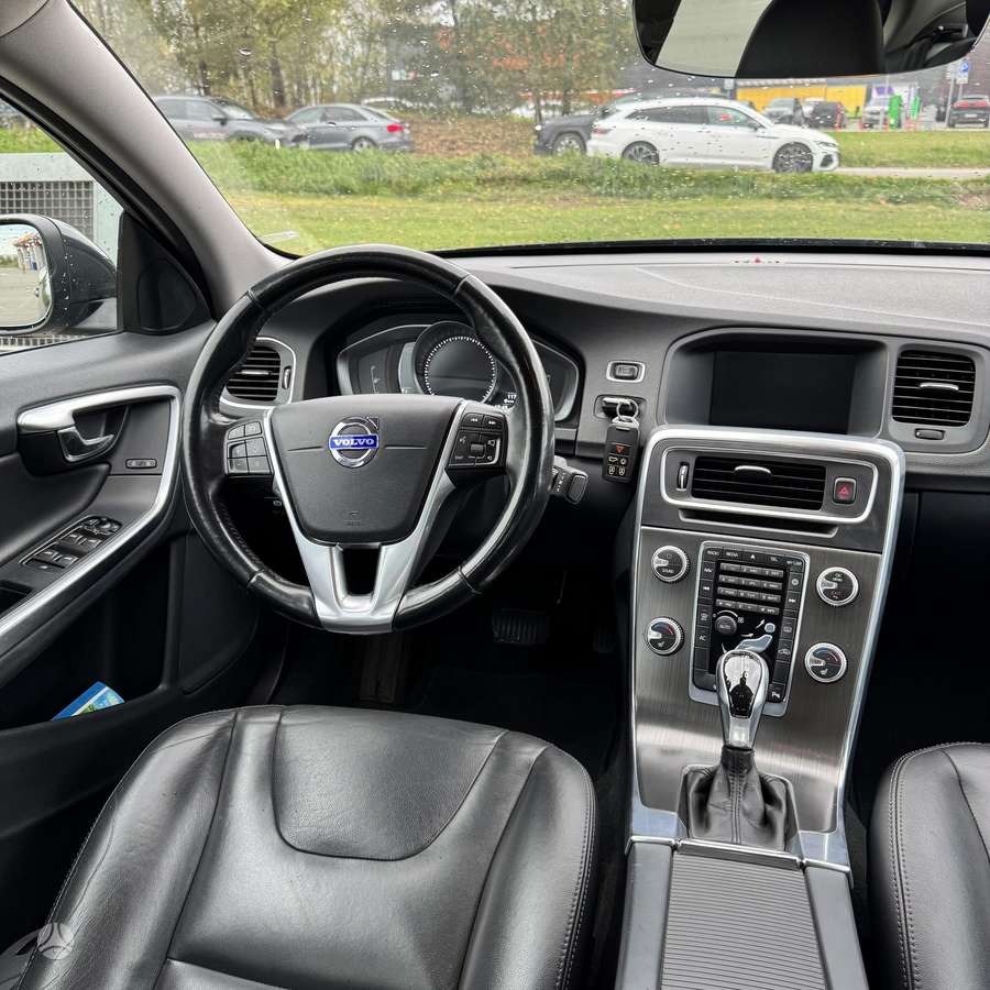 Volvo S60, 2.0 l., Седан