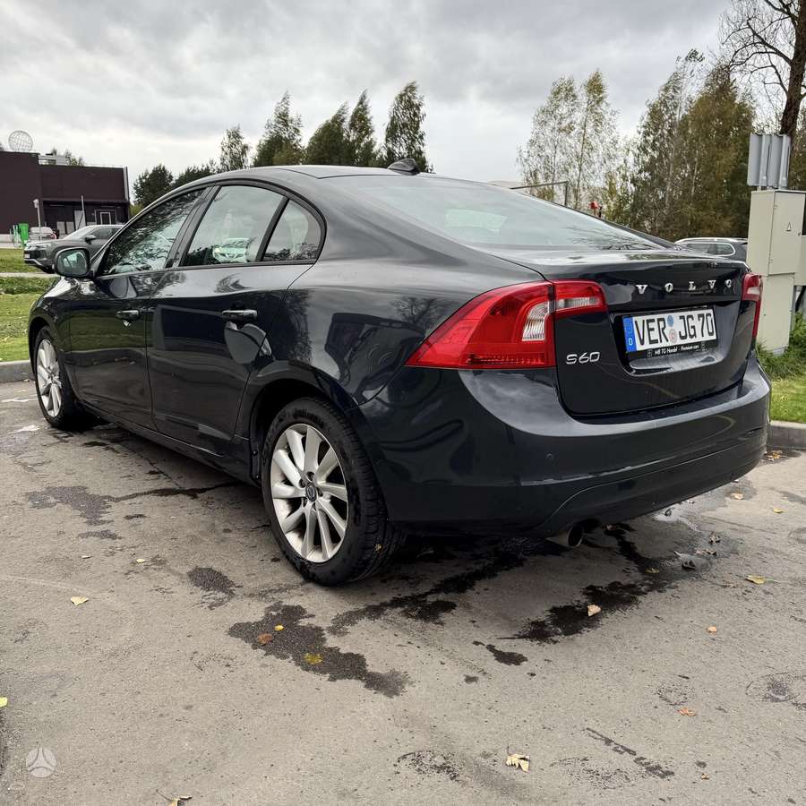 Volvo S60, 2.0 l., Седан