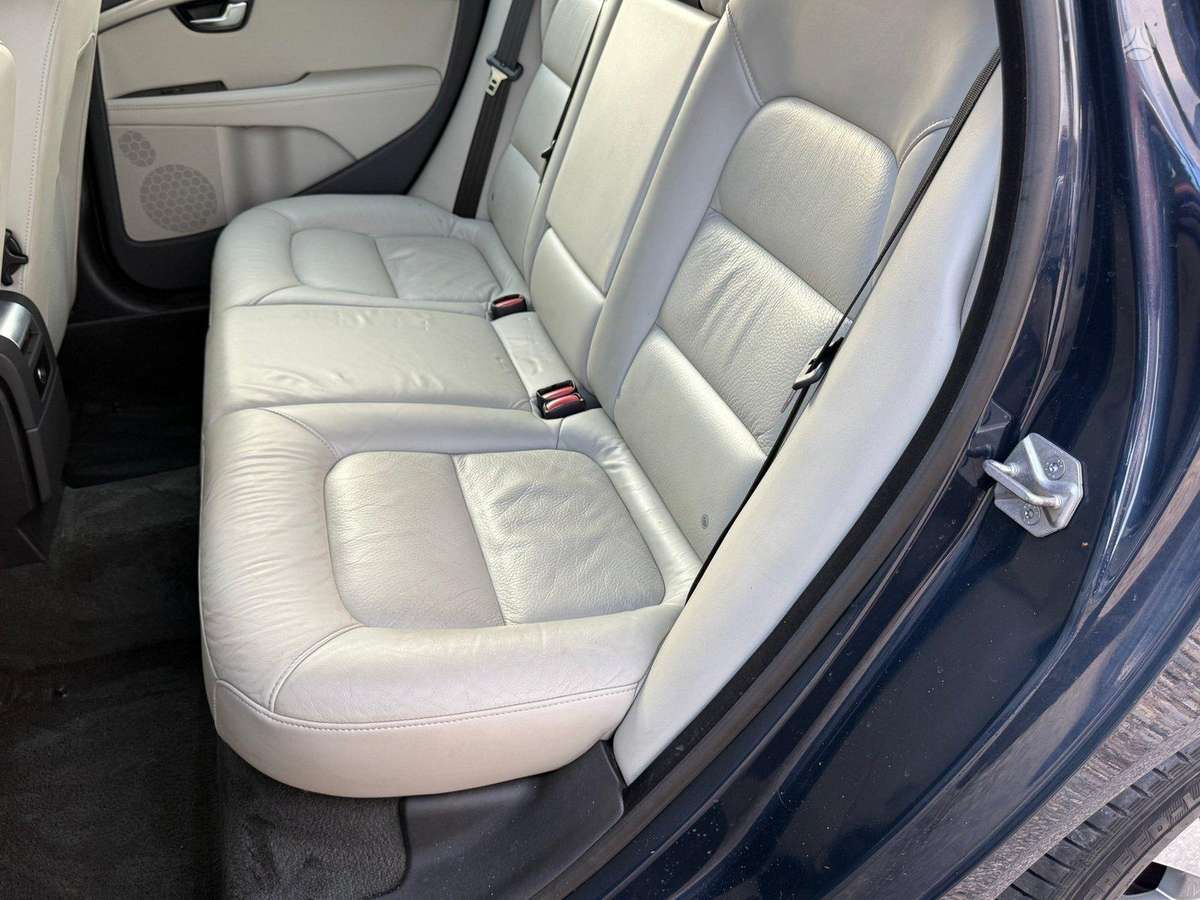 Volvo V70, 2.0 l., Универсал