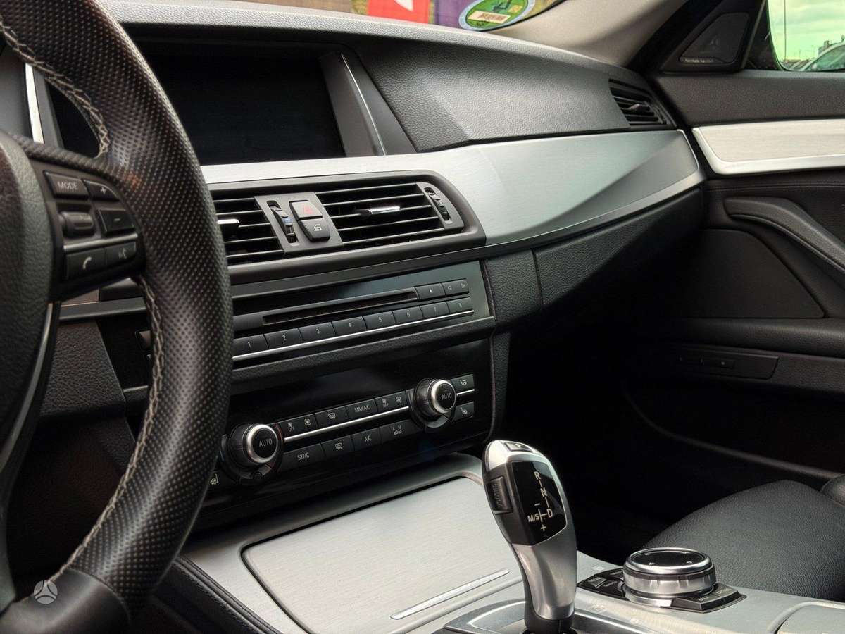 BMW 525, 2.0 l., Универсал