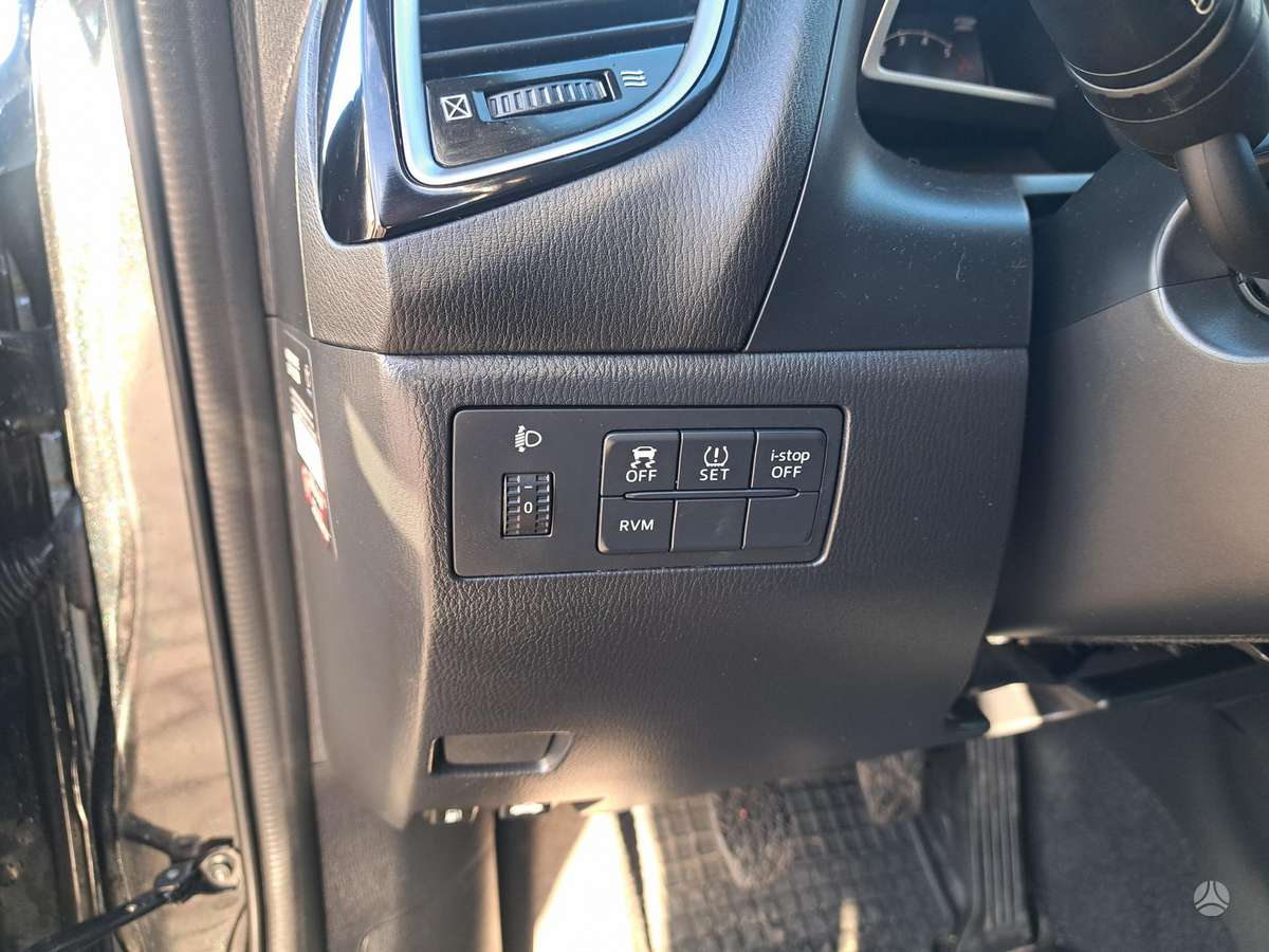 Mazda 3, 2.2 l., hatchback