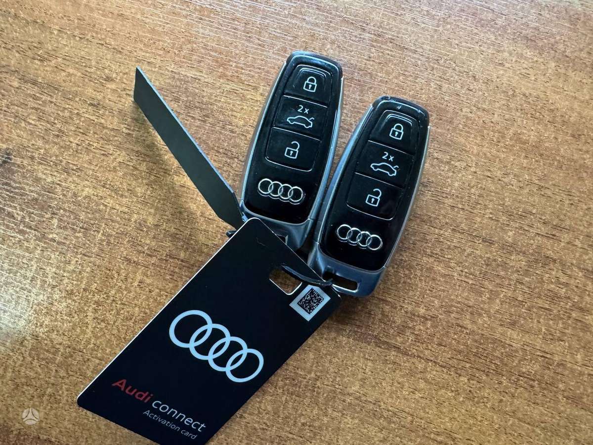 Audi e-tron Sportback, off-road / crossover